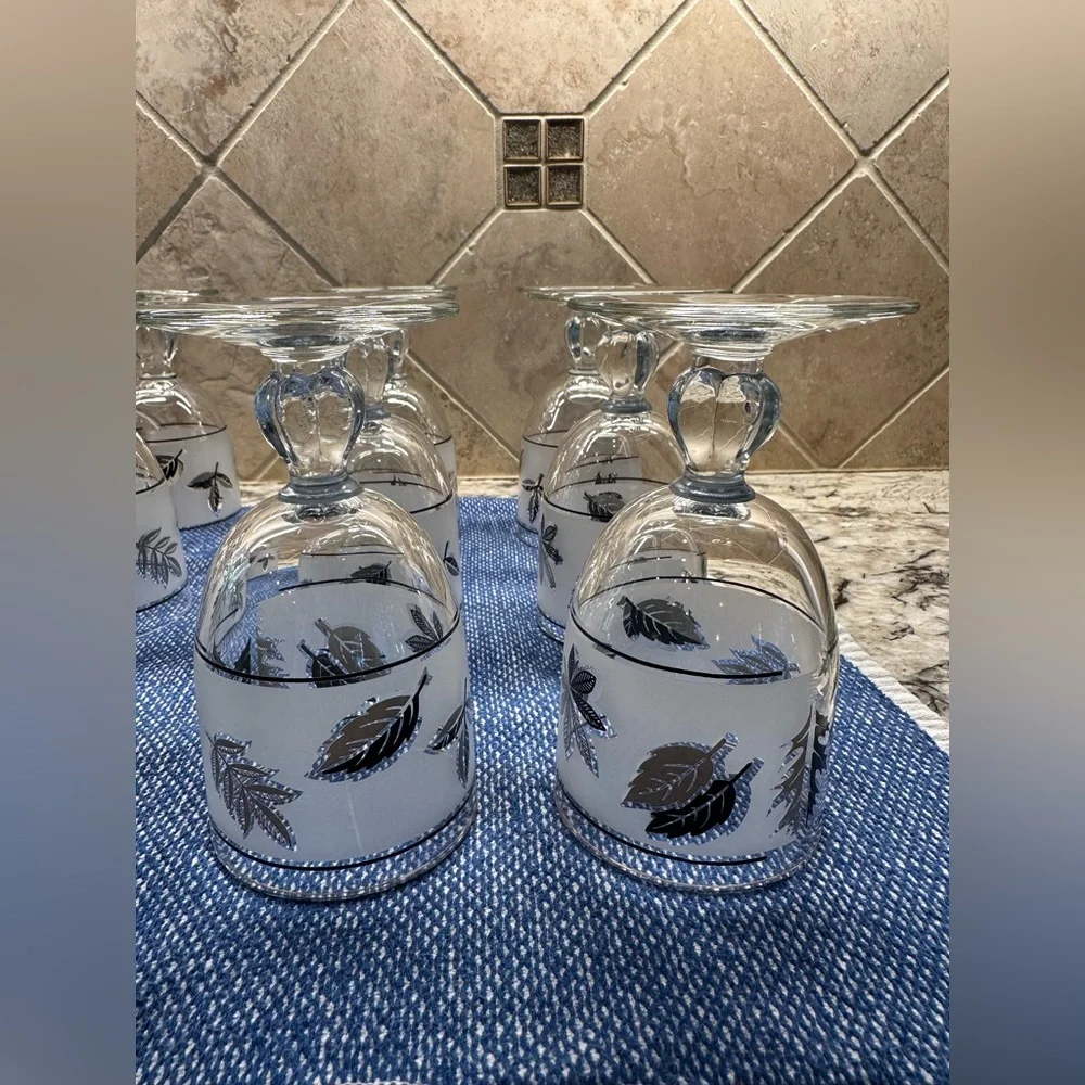 EVC Libbey MCM Silver Leaf 22-glass Lot; 10 Goblets and 12 Juice Glasses - Picture 11 of 13